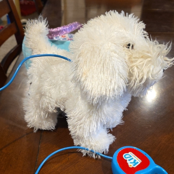 (J50) Pet Bag With Pet Walking Puppy For Little Kids To Play With - Picture 4 of 8